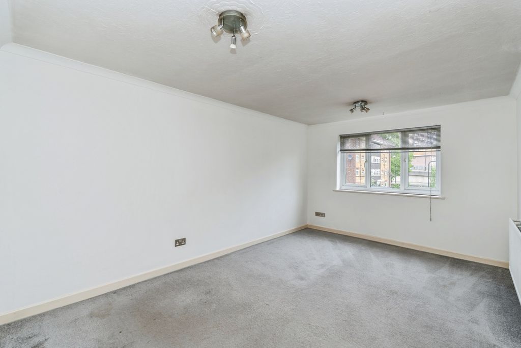 Additional image 5 of 1 bed flat for saleBrunel Road, Redbridge, Southampton SO15
