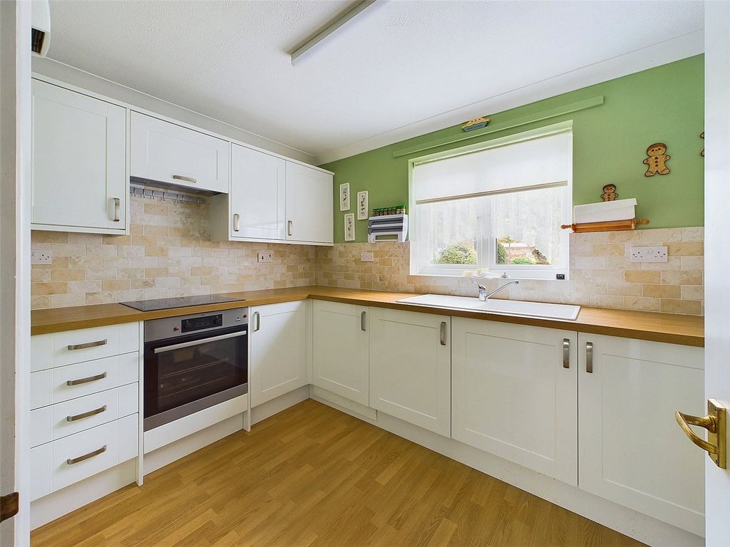 1 bed maisonette for saleNewland Street, Witham, Essex CM8