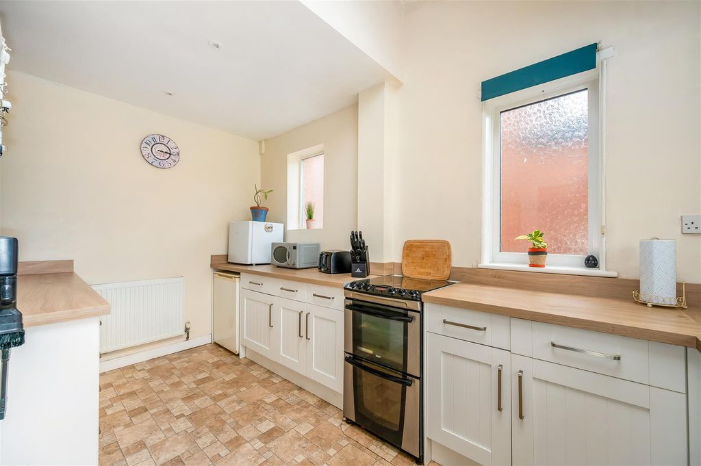 Additional image 9 of 4 bed end terrace house for saleMadeira Road, Portsmouth PO2