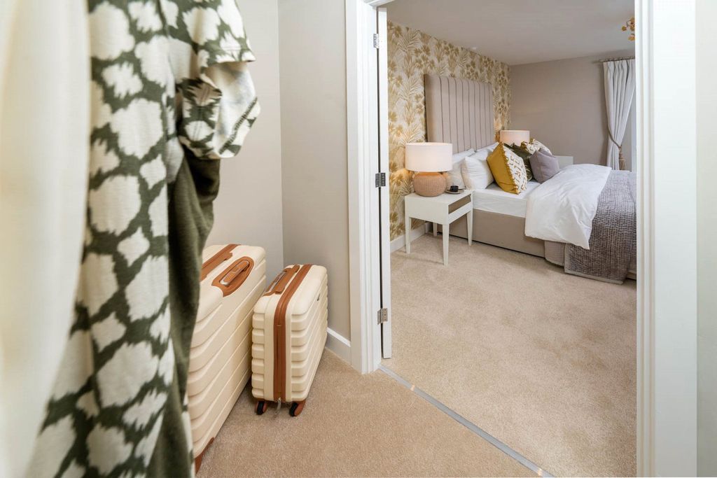 Additional image 6 of 2 bed flat for saleBanister Road, Southampton, Hampshire SO15