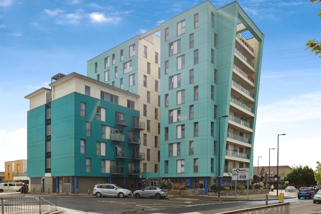 Additional image 16 of 2 bed flat for saleFratton Way, Southsea PO4