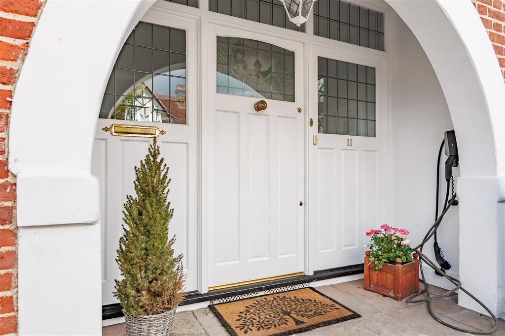 Additional image 33 of 5 bed semi-detached house for saleQueens Avenue, Woodford Green IG8