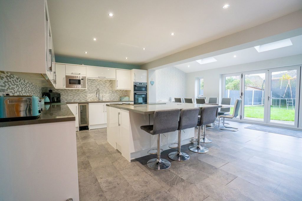 Additional image 3 of 4 bed detached house for saleClarence Avenue, Farnworth, Widnes WA8