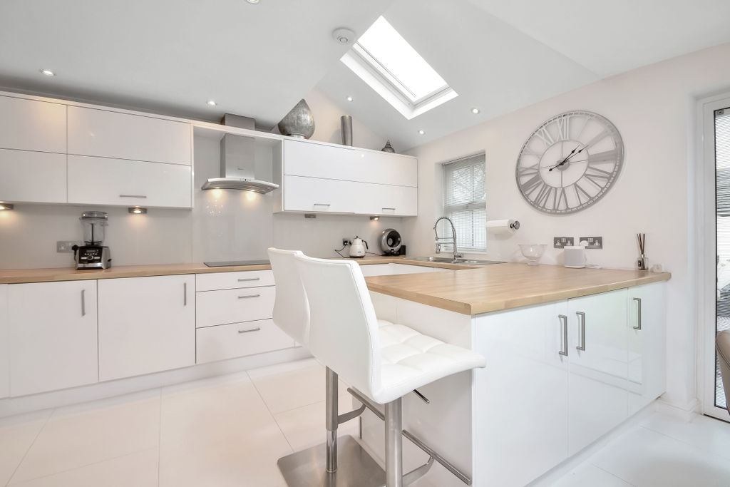 Additional image 3 of 4 bed detached house for saleSouthsea, Hampshire PO4