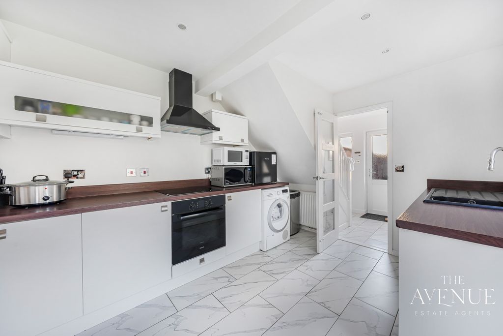 Additional image 30 of 5 bed detached house for saleMaldon Road, Witham, Essex CM8