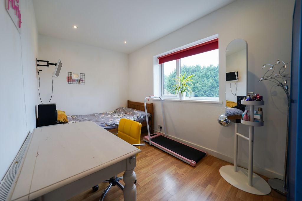 Additional image 15 of 3 bed semi-detached house for saleChestnut Road, Glenfield, Leicestershire LE3