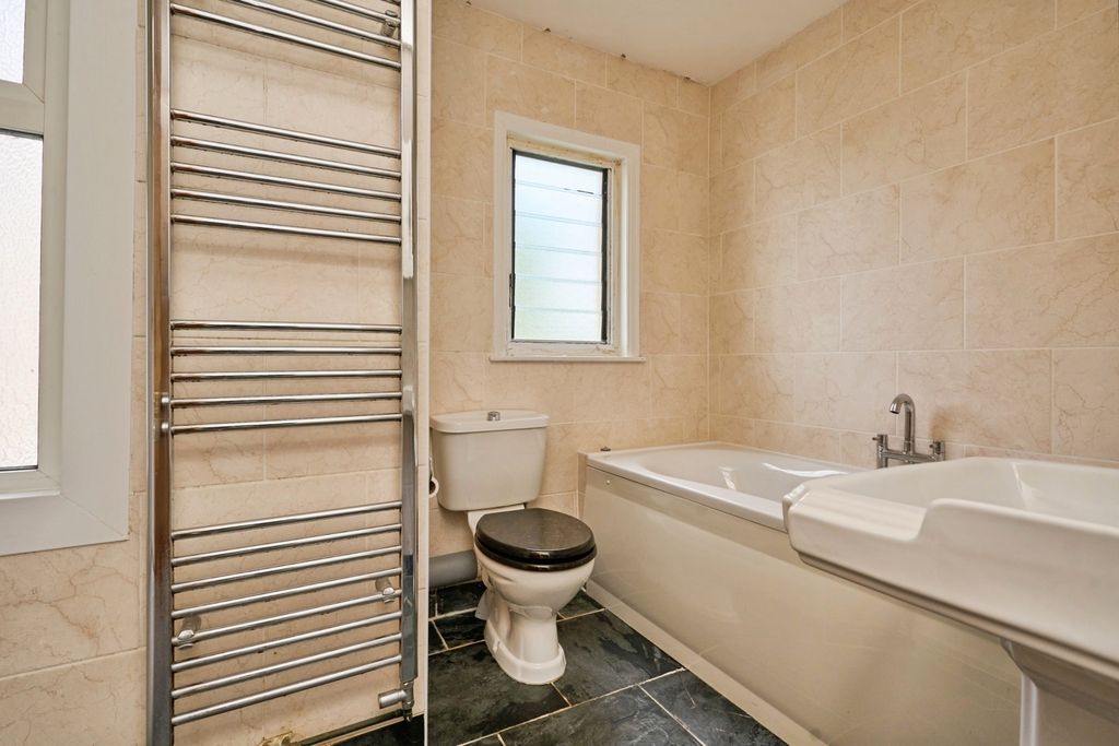 Additional image 16 of 6 bed semi-detached house for saleCastle Road, Newport, Isle Of Wight PO30
