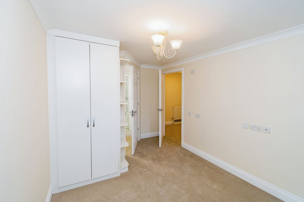 Additional image 10 of 2 bed flat for saleRollesbrook Gardens, Southampton, Hampshire SO15
