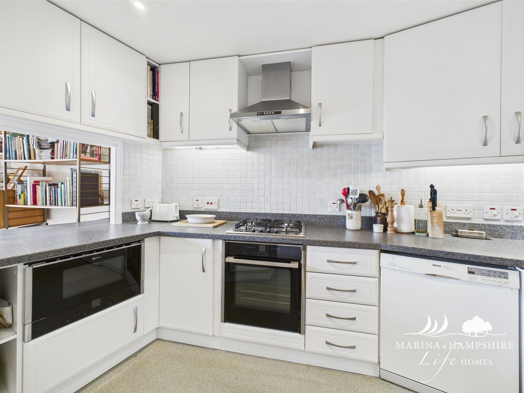 Additional image 4 of 2 bed flat for salePort Way, Port Solent, Portsmouth PO6