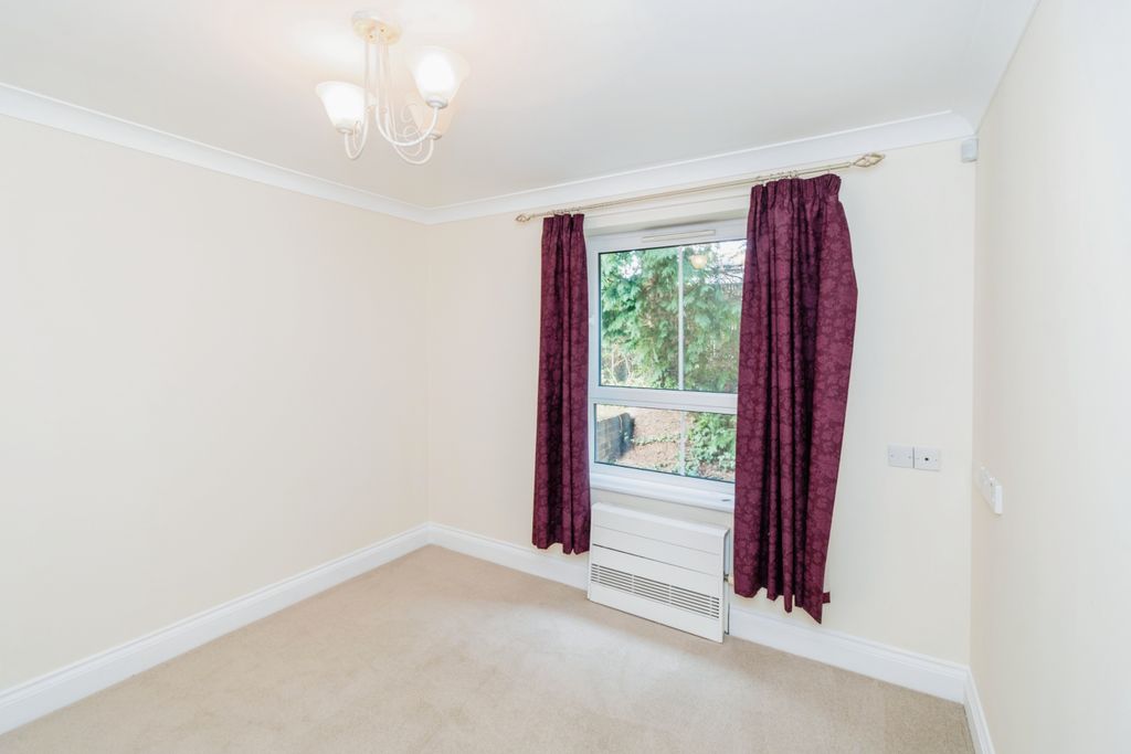 Additional image 6 of 2 bed flat for saleRollesbrook Gardens, Southampton, Hampshire SO15