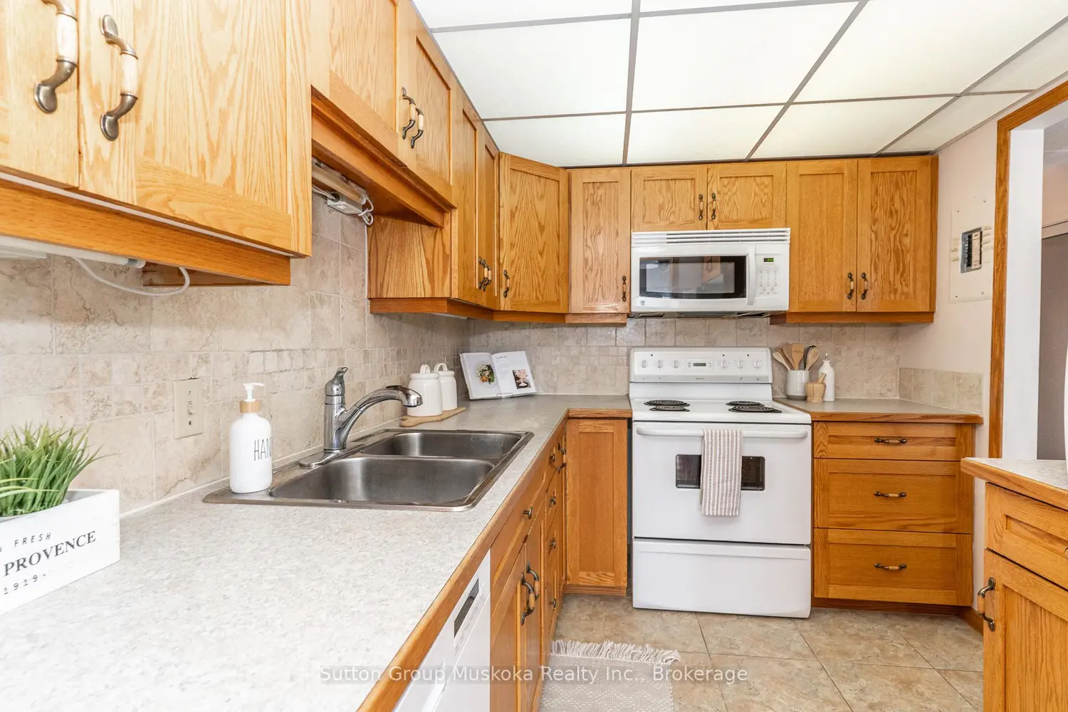 Additional image 10 of 26 Herman Avenue 36