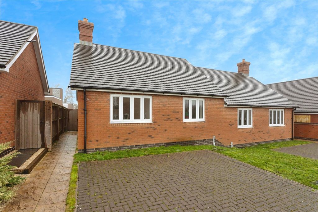 2 bed bungalow for saleMain Street, Osgathorpe, Loughborough, Leicestershire LE12