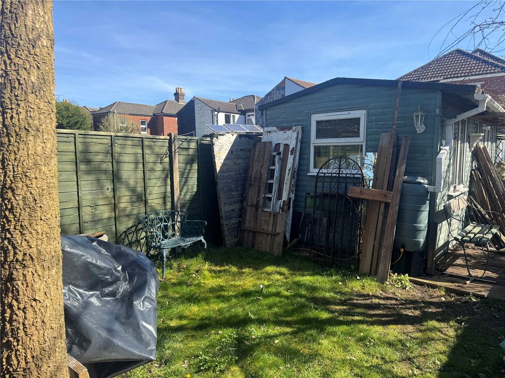 Additional image 18 of 3 bed semi-detached house for saleShirley Park Road, Southampton, Hampshire SO16