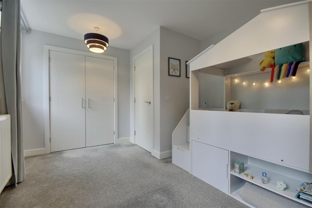 Additional image 17 of 3 bed town house for saleNautilus Drive, Portsmouth PO6