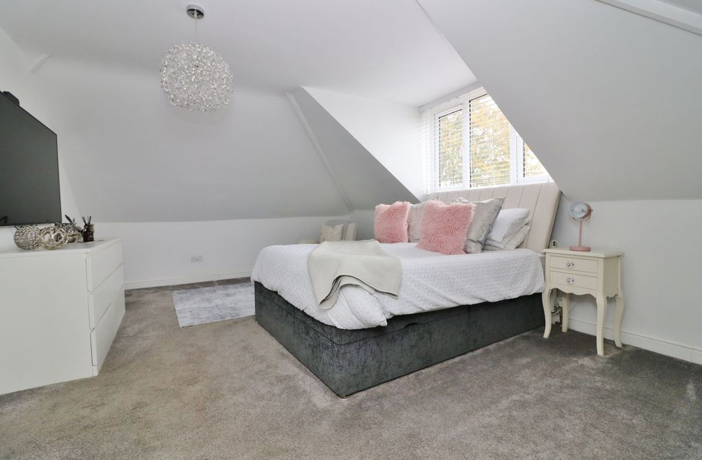 Additional image 16 of 5 bed detached house for saleNetley Firs Road, Hedge End SO30