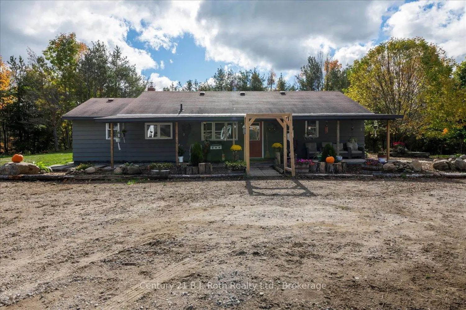 Additional image 3 of 2286 Flos 10 Road