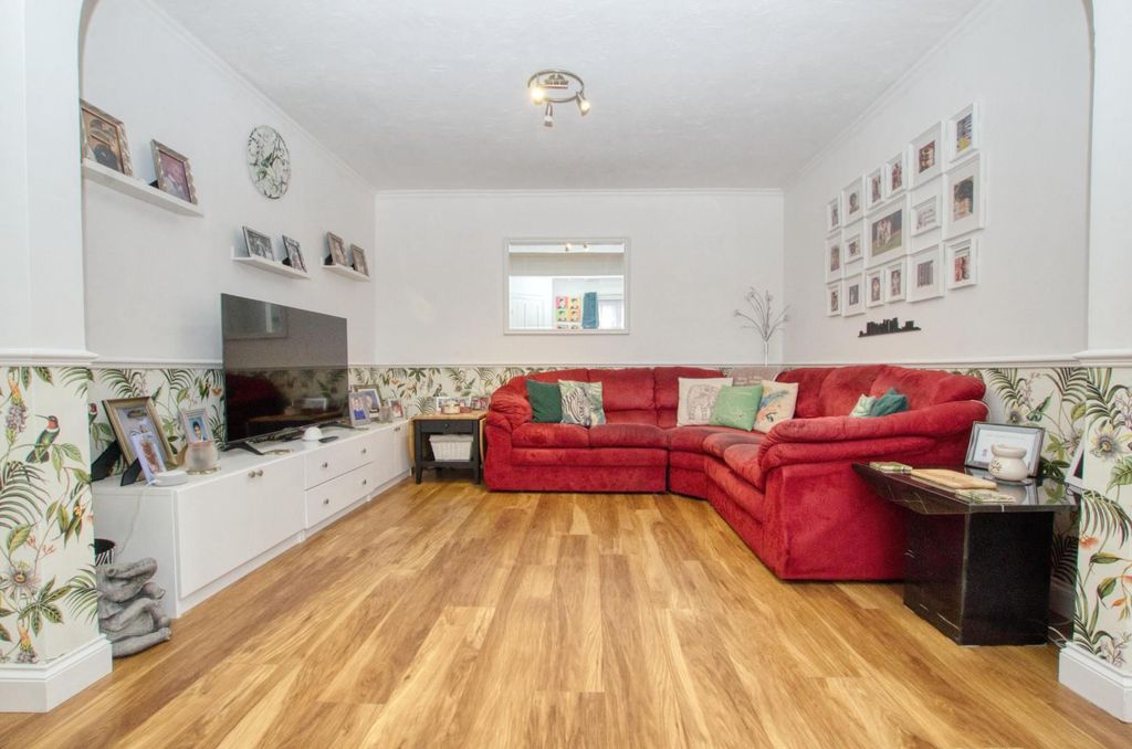 Additional image 5 of 3 bed semi-detached house for saleMowbray Road, Southampton SO19