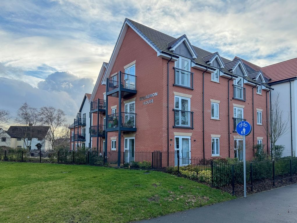 1 bed flat for saleSquadron House, Eagle Way, Martlesham IP5 photo 4