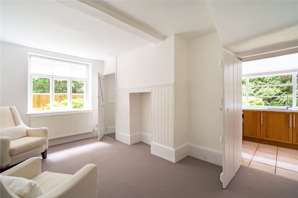 Additional image 10 of 3 bed semi-detached house for saleLondon Road, Windlesham GU20