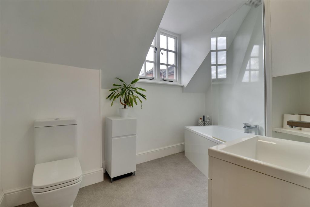 Additional image 16 of 3 bed detached house for saleBeck Street, Portsmouth PO1