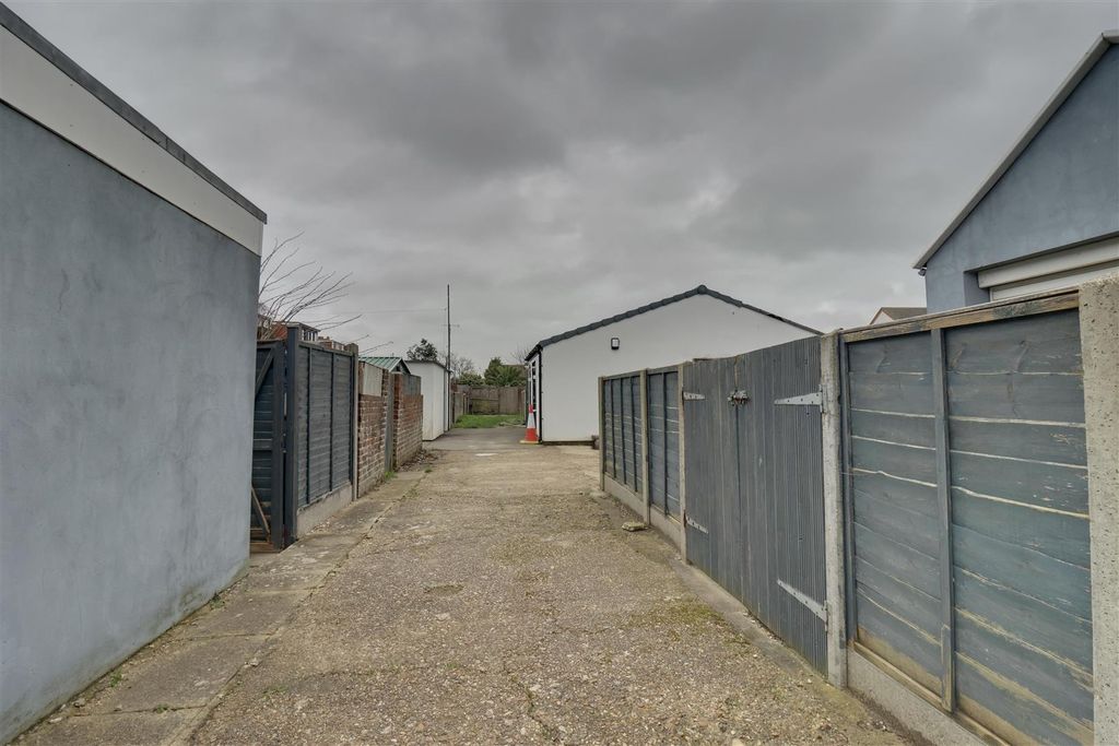 Additional image 21 of 4 bed terraced house for saleLangstone Road, Portsmouth PO3