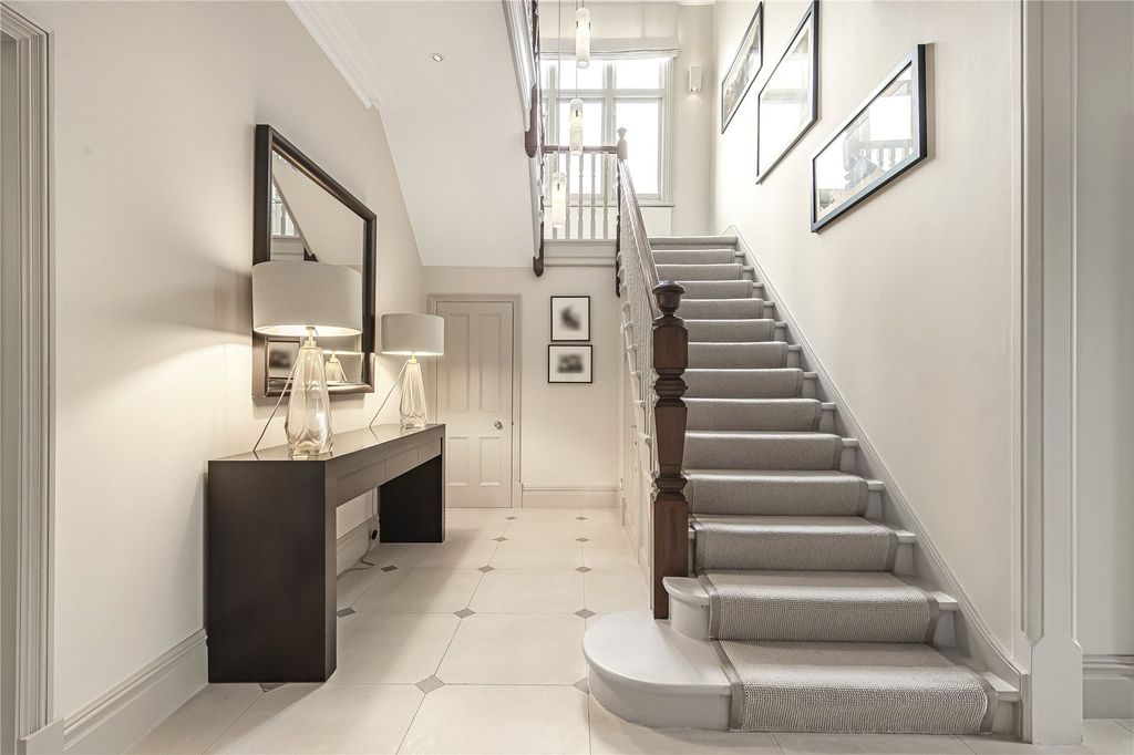 Additional image 4 of 6 bed detached house for saleDenbigh Gardens, Richmond TW10