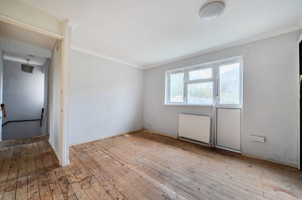 Additional image 16 of 3 bed maisonette for salePatten Ash Drive, Wokingham, Berkshire RG40
