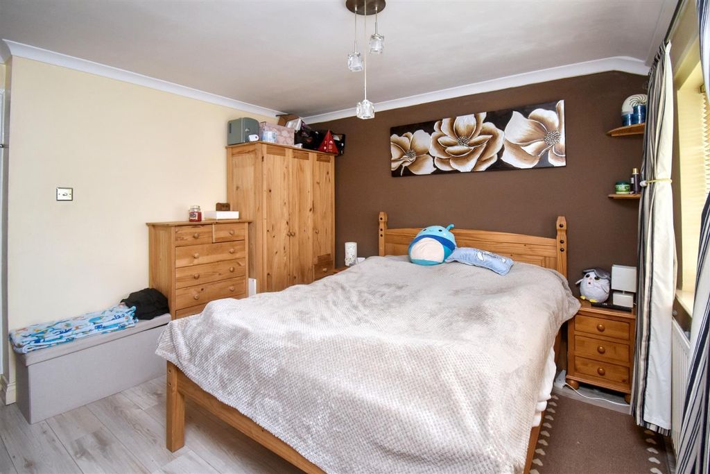 Additional image 11 of 3 bed semi-detached house for saleNN17, Shire Road, Corby
