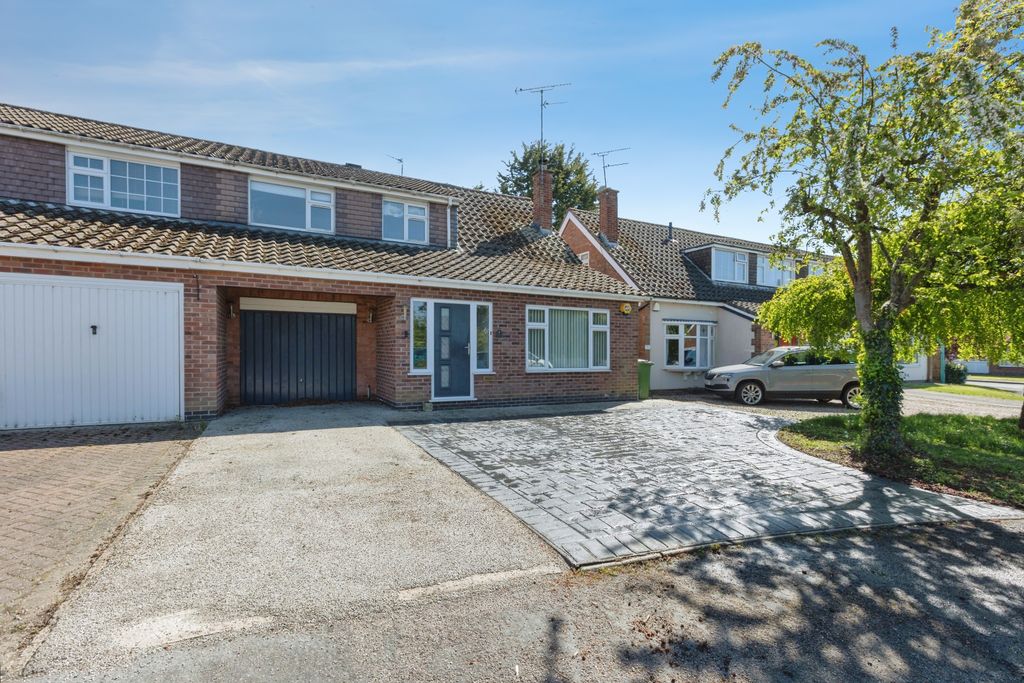 Additional image 3 of 4 bed semi-detached house for saleFosse Close, Hinckley LE10