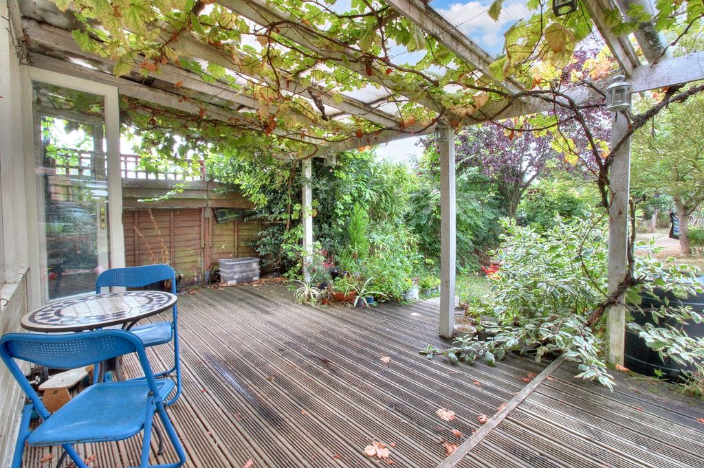 Additional image 15 of 3 bed semi-detached house for saleCalifornia, Woodbridge IP12