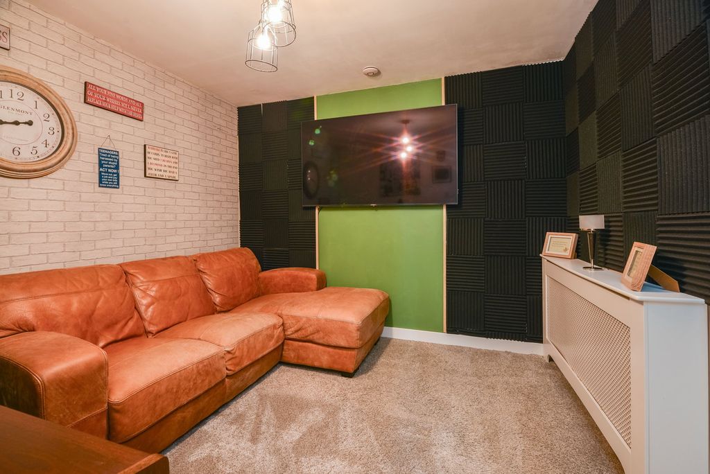 Additional image 14 of 4 bed semi-detached house for saleAngrove Close, Yarm TS15