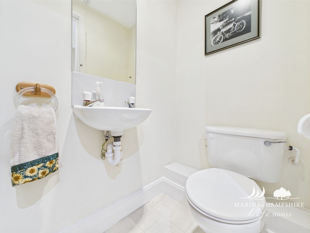 Additional image 21 of 2 bed flat for salePort Way, Port Solent, Portsmouth PO6