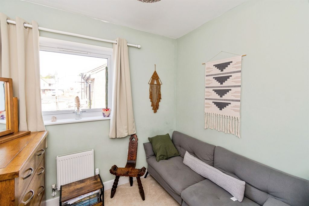 Additional image 9 of 3 bed terraced house for salePond View, Southampton SO18