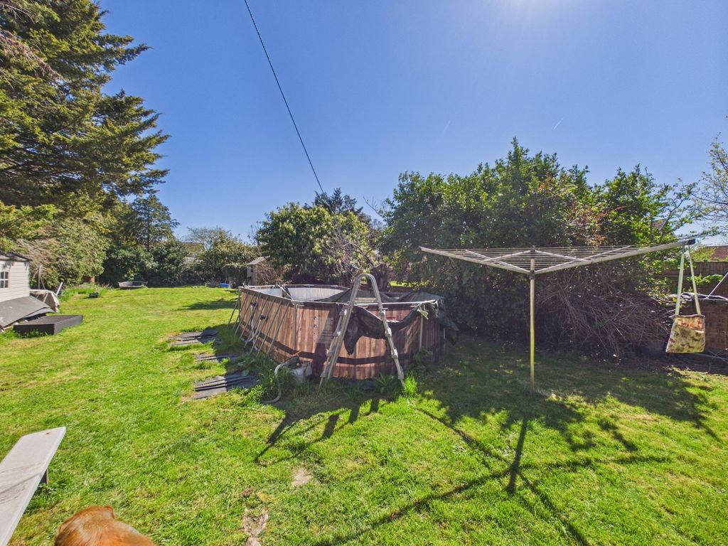 Additional image 19 of 3 bed detached house for saleClockhouse Lane, Ashford, Surrey TW15