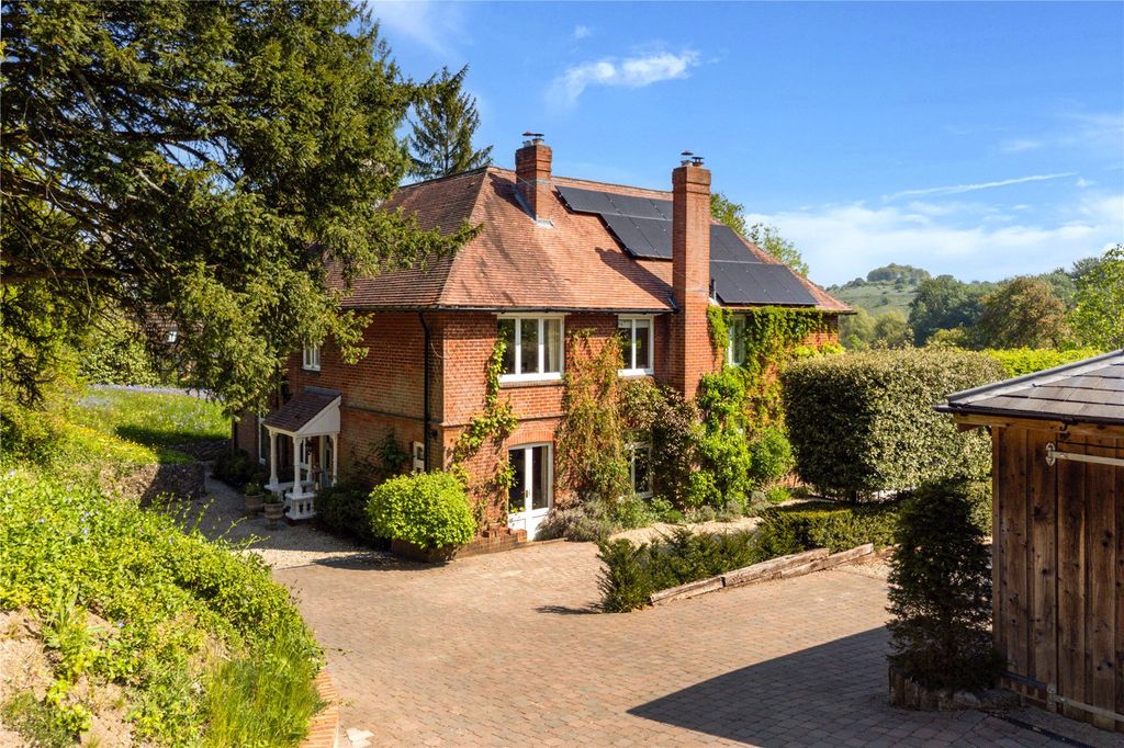 6 bed detached house for saleSt. Cross Road, Winchester, Hampshire SO23