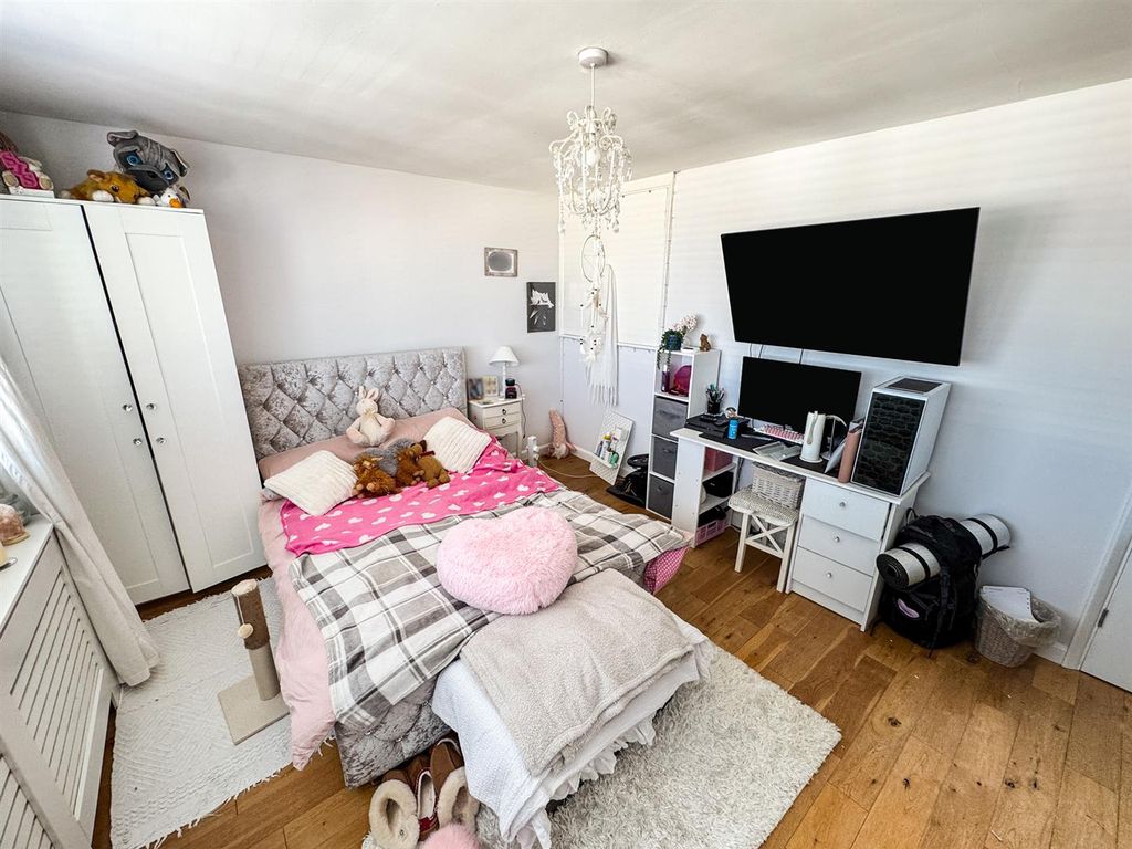 Additional image 20 of 4 bed town house for saleCarron Close, Corby NN17
