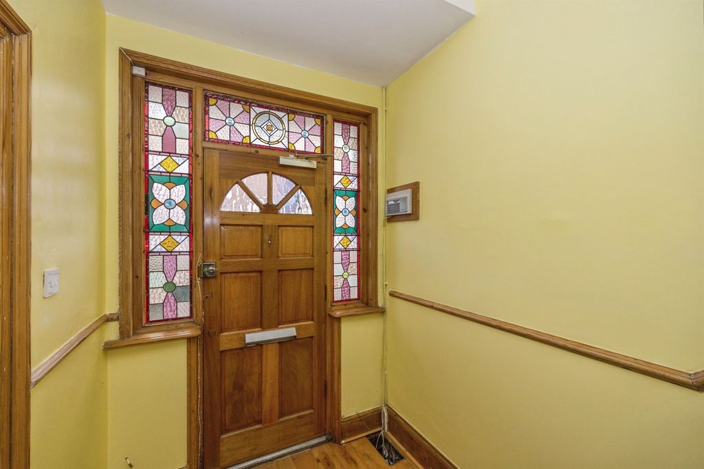 Additional image 4 of 6 bed terraced house for saleTelephone Road, Southsea PO4