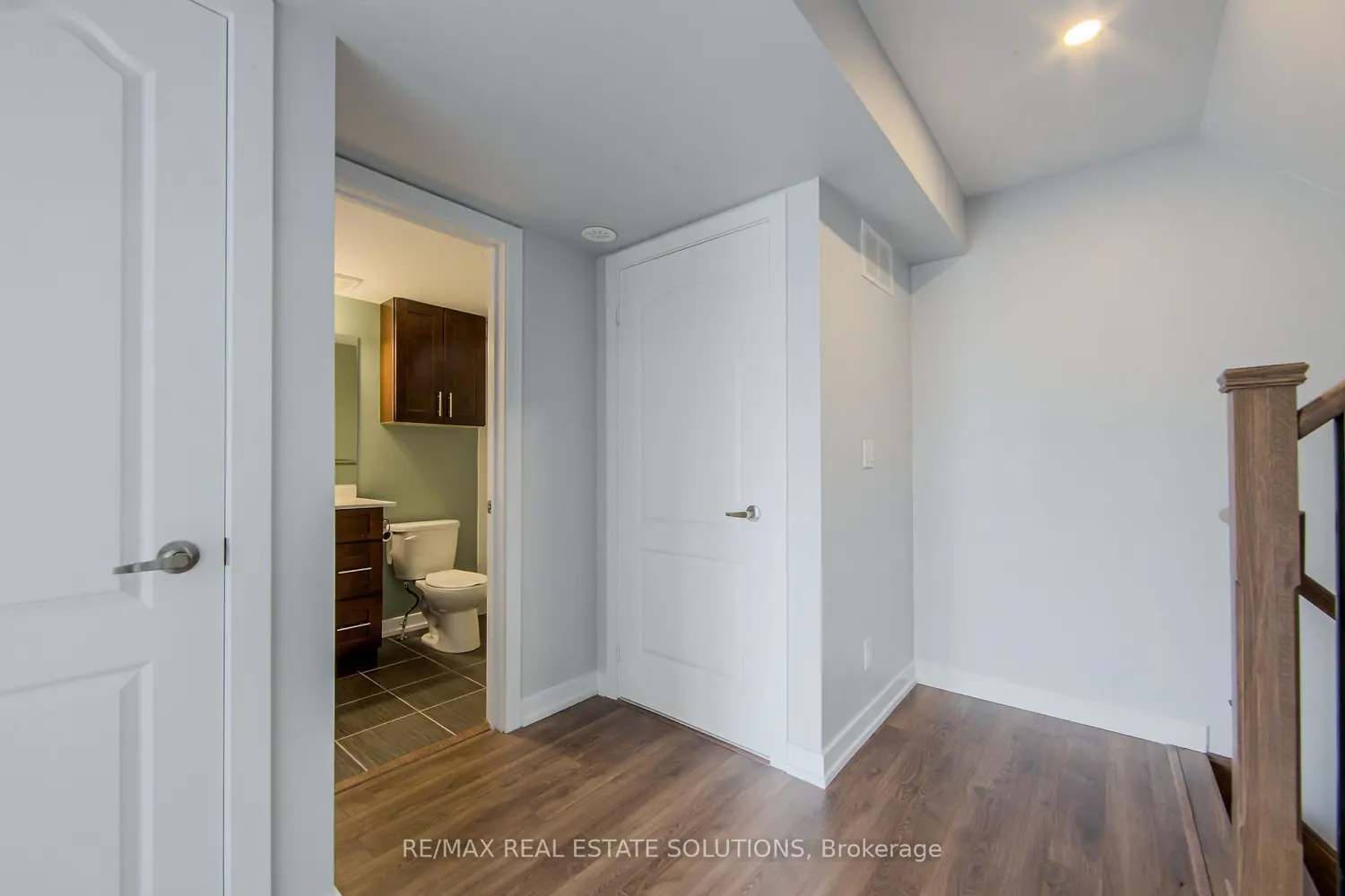 Additional image 11 of 30 Dunsheath Way 512