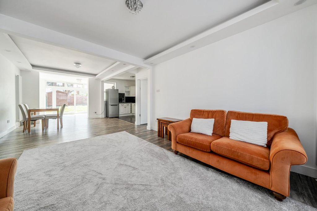 Additional image 7 of 3 bed semi-detached house for saleCompton Road, Portsmouth PO2