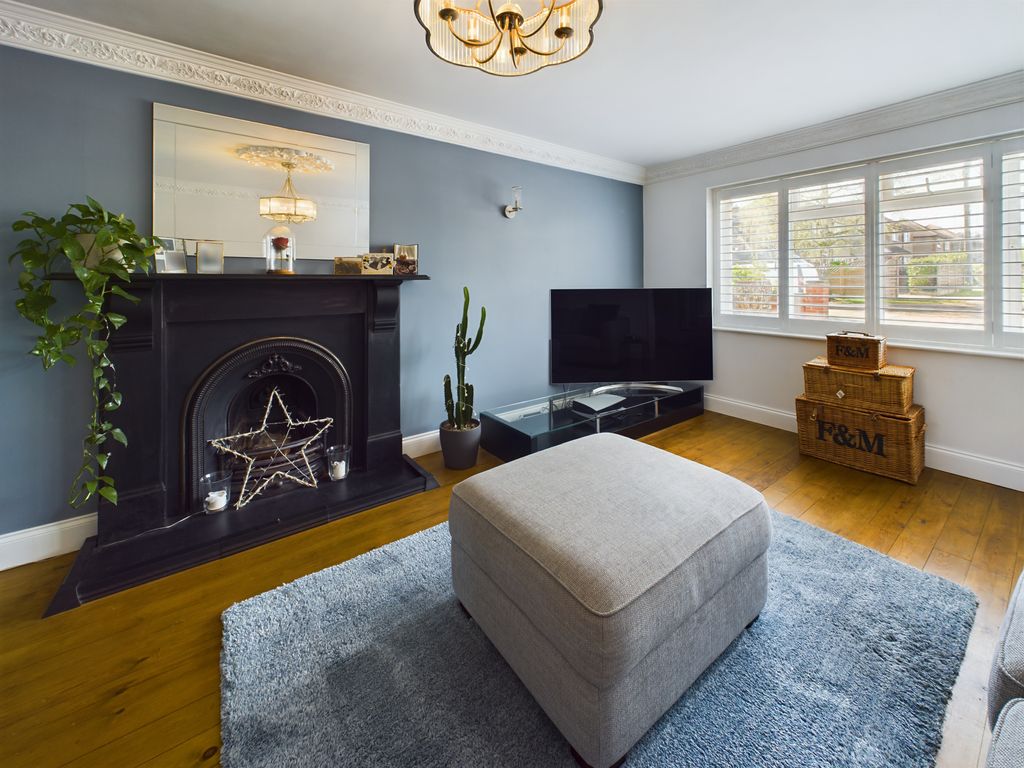 Additional image 6 of 4 bed detached house for saleRectory Grove, Wickford SS11