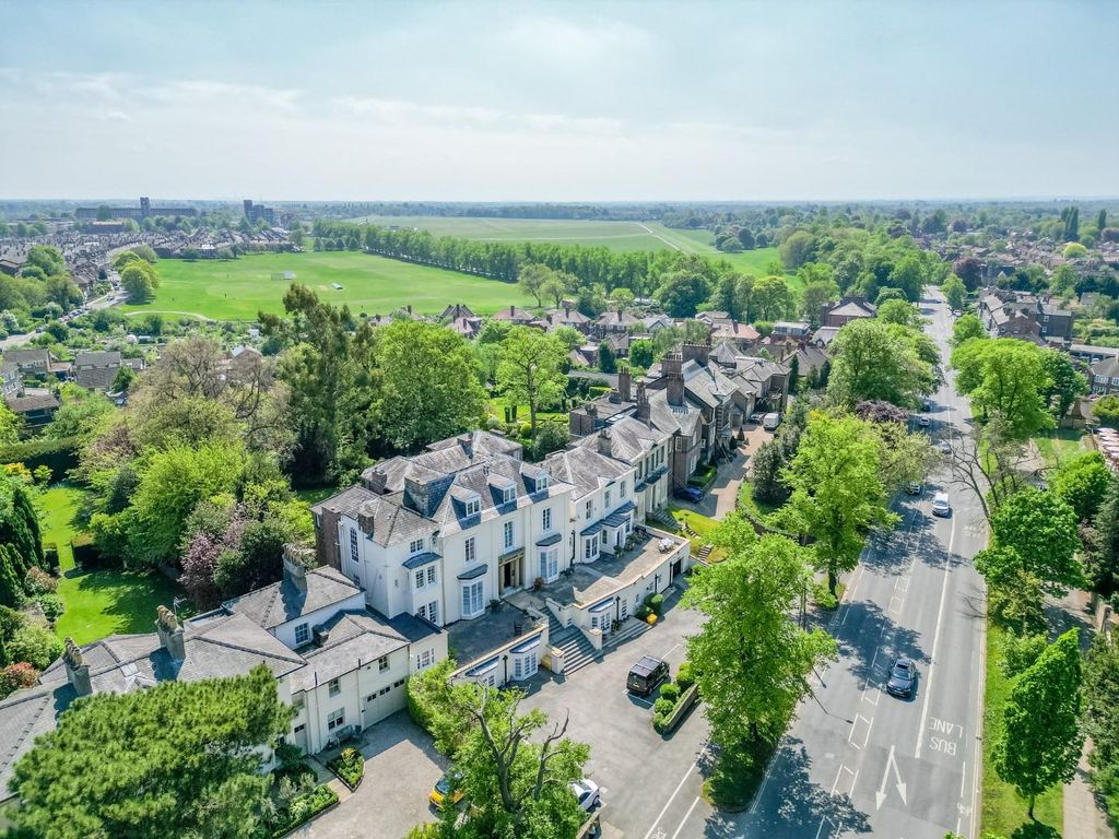 Additional image 19 of 2 bed flat for saleAmbassador Court, The Mount, York YO24