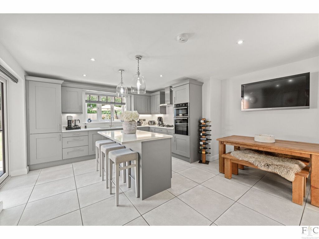 Additional image 15 of 6 bed detached house for saleAlbert Close, Gilmorton LE17