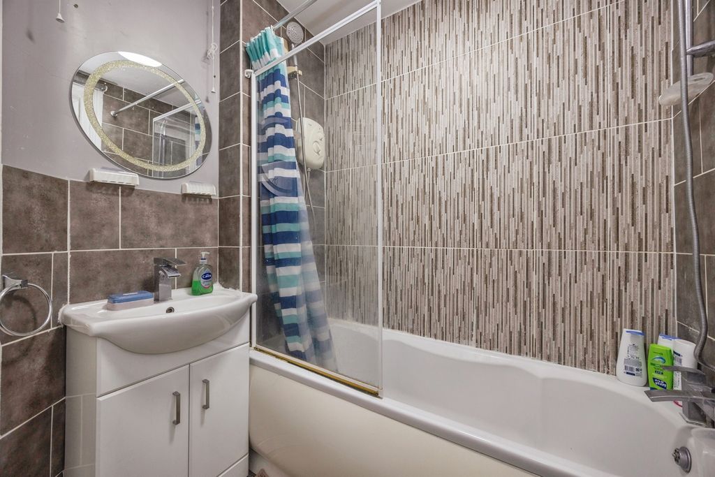 Additional image 13 of 3 bed terraced house for saleBedhampton Road, Portsmouth PO2