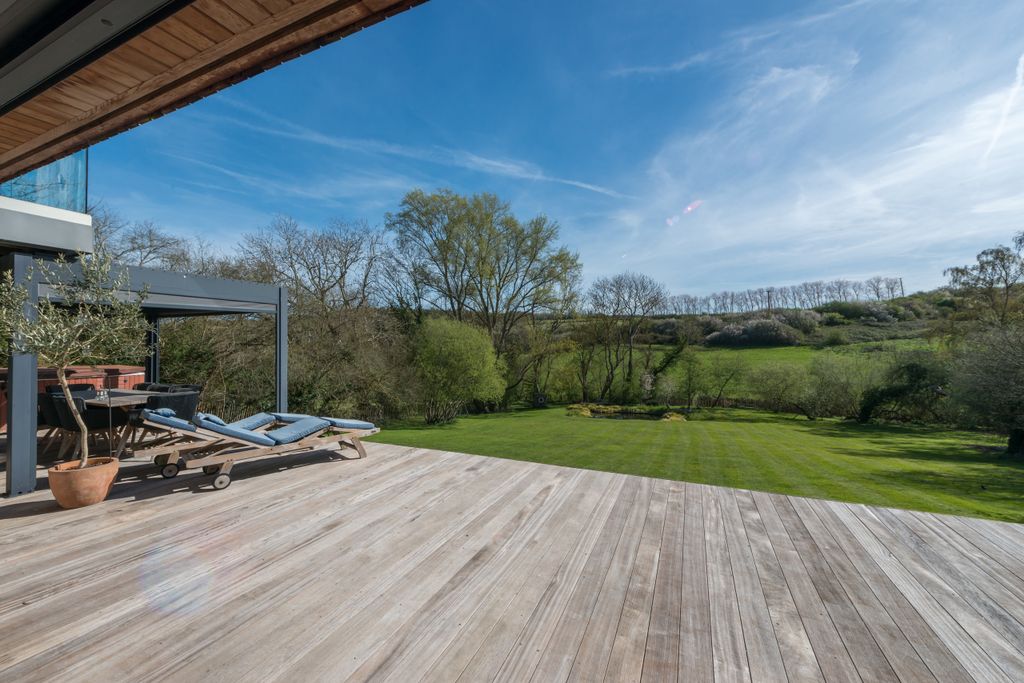 Additional image 4 of 5 bed detached house for saleWoodlands, Fox's Cross Hill, Whitstable CT5