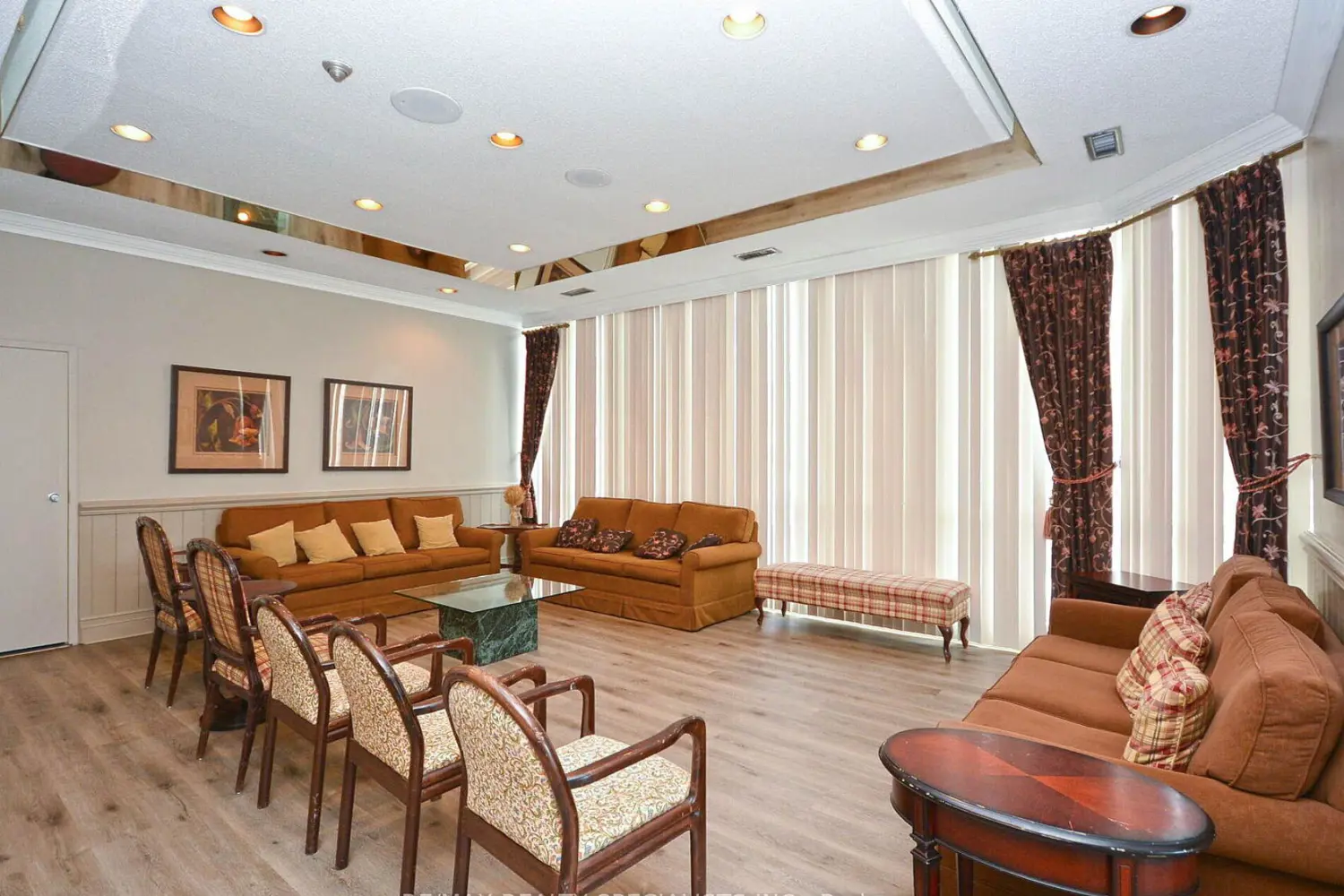 Additional image 12 of 880 Dundas Street 1002