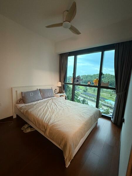 Additional image 9 of 49 Normanton Park