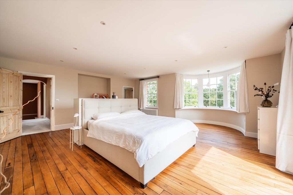 Additional image 15 of 5 bed detached house for saleForest Road, Wokingham, Berkshire RG40