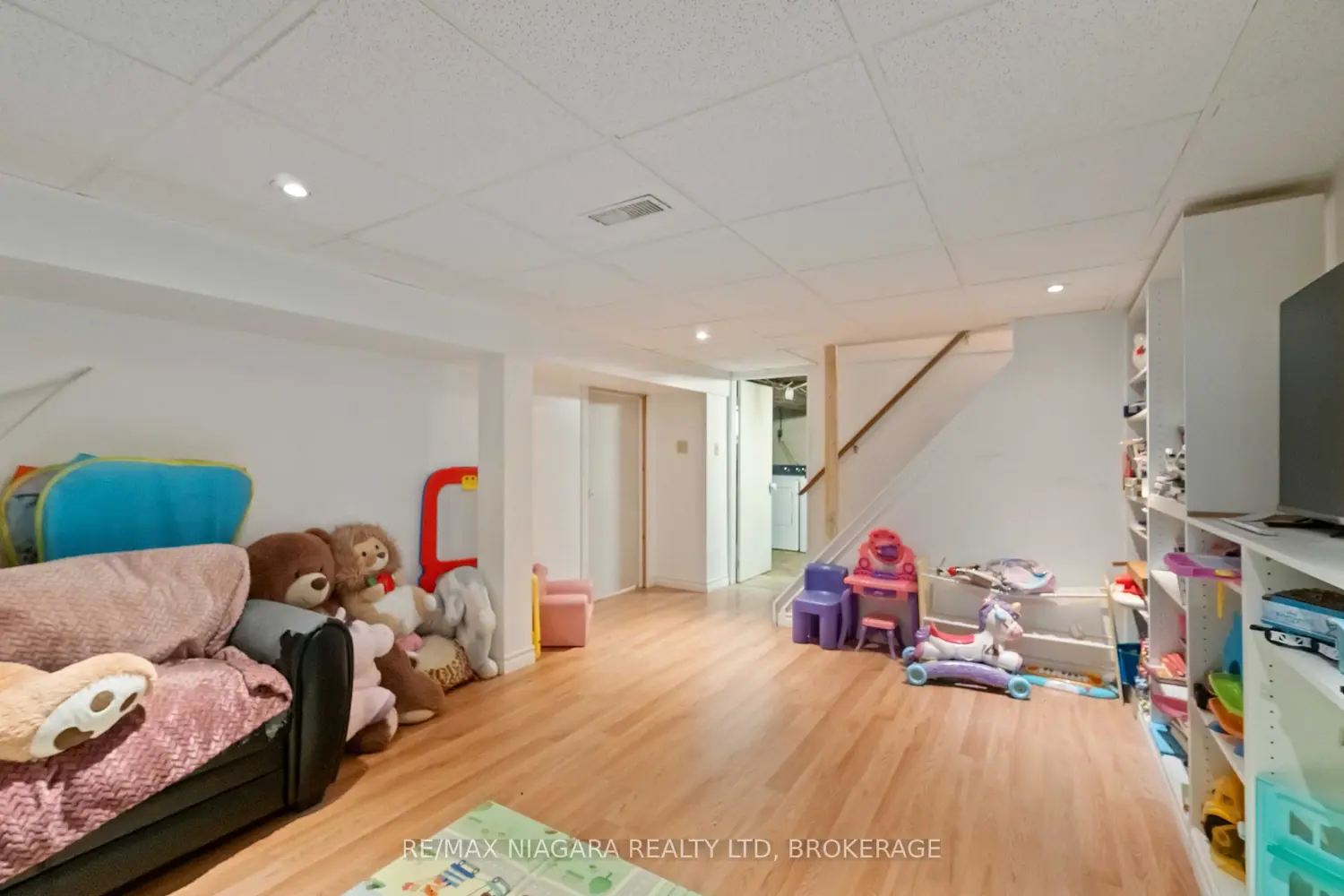 Additional image 13 of 1671 Third Street Louth Street