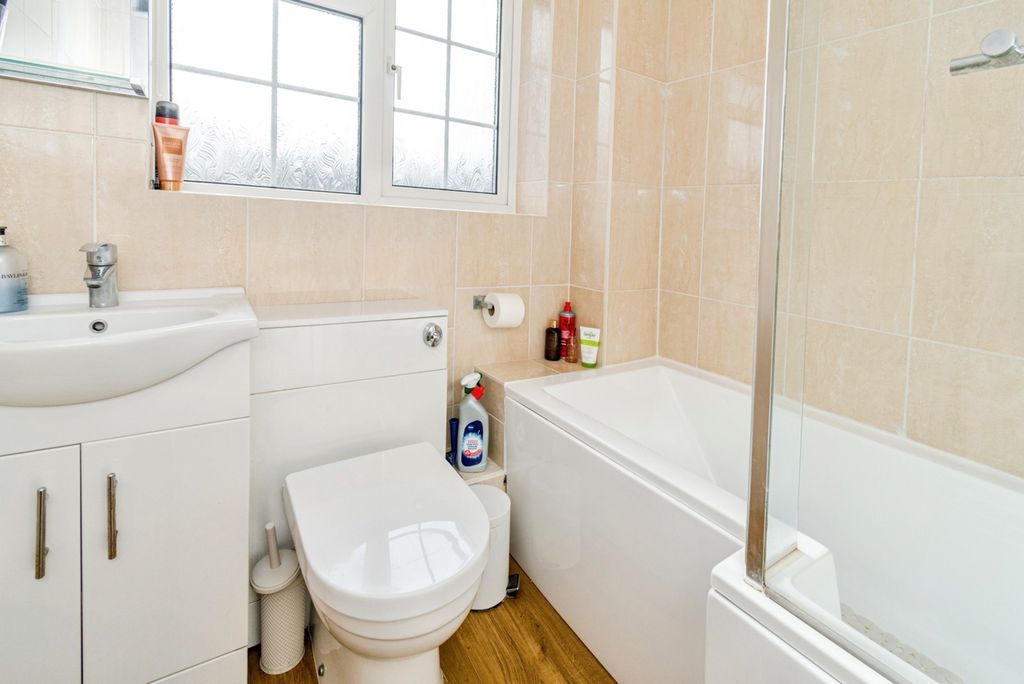 Additional image 15 of 3 bed link detached house for saleBalmoral Close, Southampton, Hampshire SO16