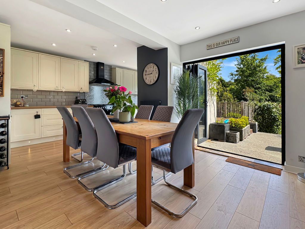 Additional image 12 of 4 bed detached house for saleClatterford Road, Newport PO30